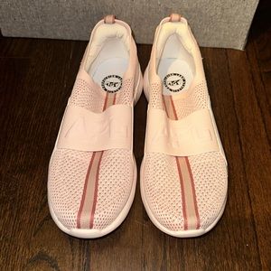 BRAND NEW APL TechLoom Bliss Sneakers (Size 8)